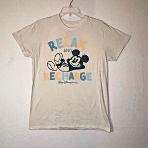 Disney Parks Disney World Relax and Recharge Mickey short sleeve t shirt Medium‎